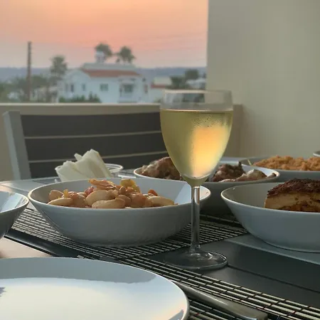 Modern 2 Bed Flat Near Pyla Larnaca Beach Nearby