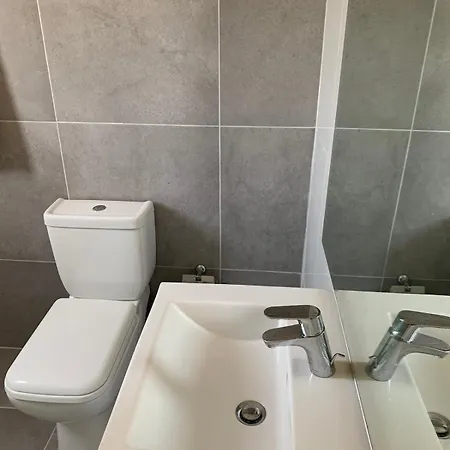 Daire Modern 2 Bed Flat Near Pyla Larnaca Beach Nearby